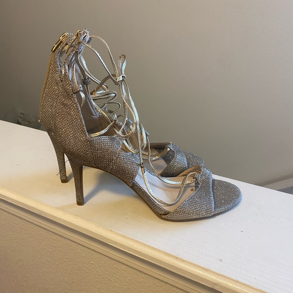 Marc Fisher Silver Glitter Lace Up Heels Ankle Strap Sandals Stilettos 9 NEW